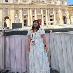 Meet your Posher, Cassandra